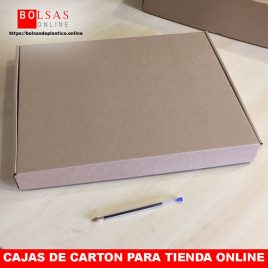 Cajas de cartón para tienda online mediana